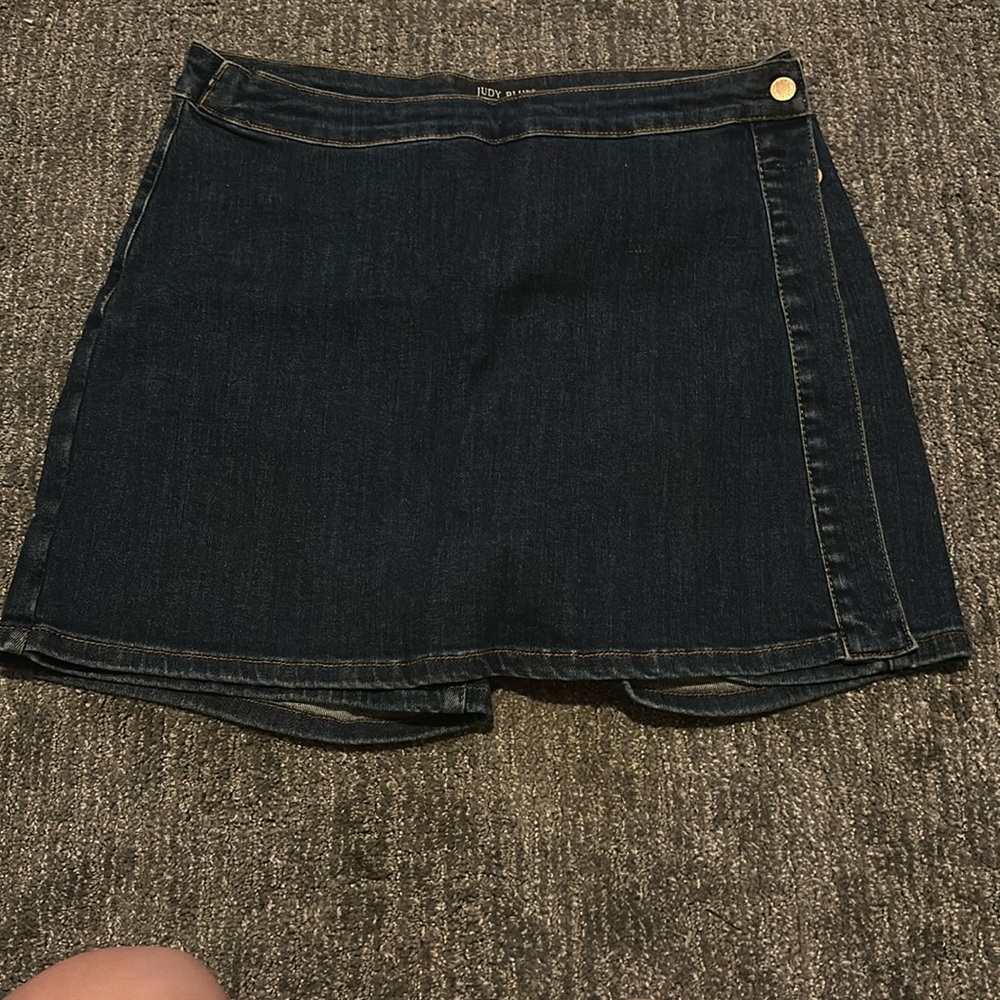Judy blue skirt